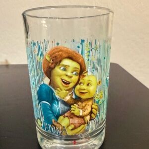 Princess Fiona Shrek McDonalds Anchor Hocking Glass 2010 Collectible